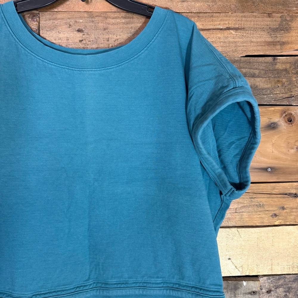 Athleta Summer 2022 Blue Teal Pullover Short Sleeve Size S 798665-01 *SEE FLAW - Picture 7 of 8